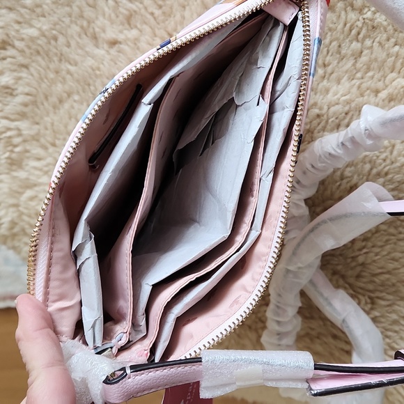 NWT Kate Spate Triple Gusset Pink Dawn Champagne Crossbody ๐พ ๐ - Picture 9 of 16